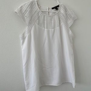 Beautiful detailed sleeve blouse